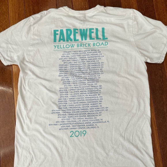 Elton John Yellow brick Road Tour t-shirt - Picture 7 of 11